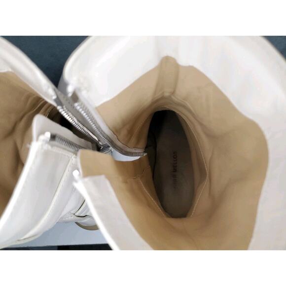 Tamara Mellon White Perfecto Ankle 50 Boot Made in Italy EU 39 US 8.5 MSRP $995 - Picture 11 of 16